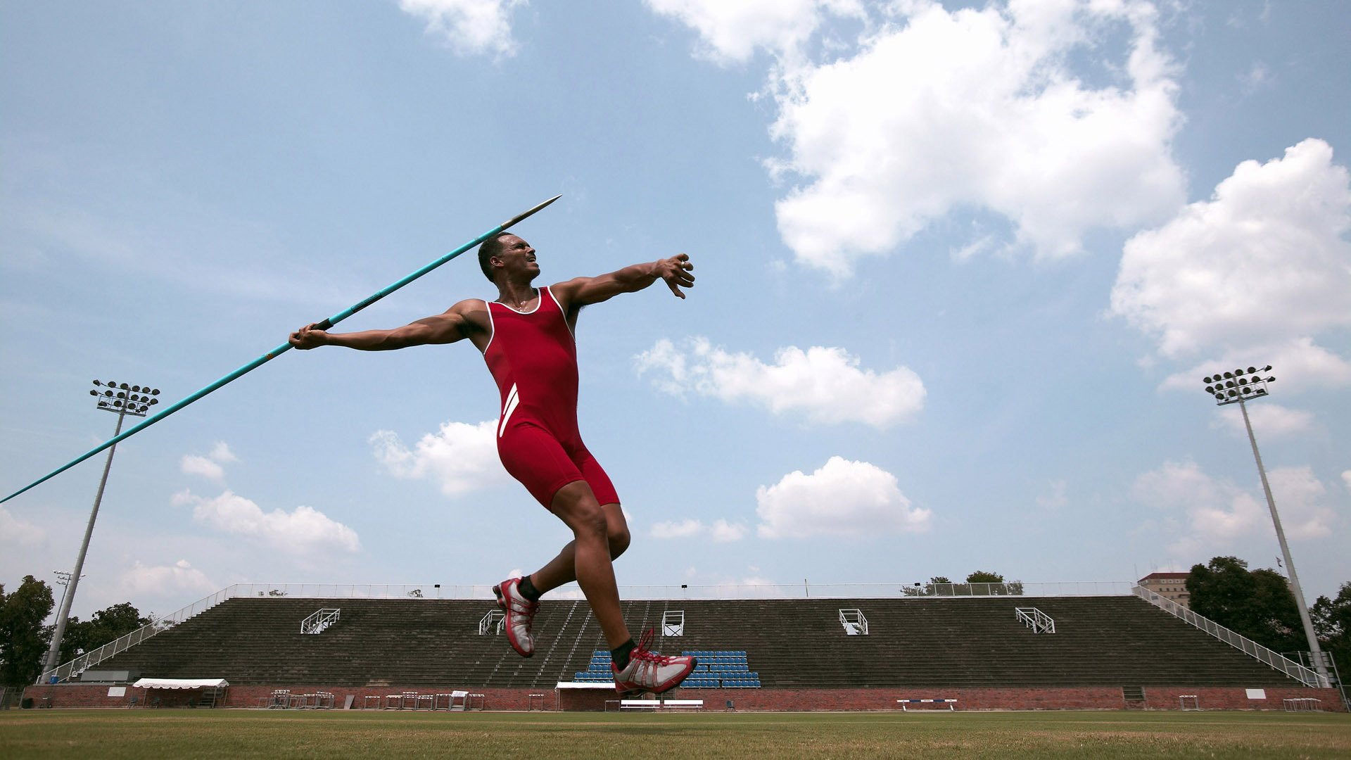 英超球队基于动态负荷模型调整高压赛段训练节奏